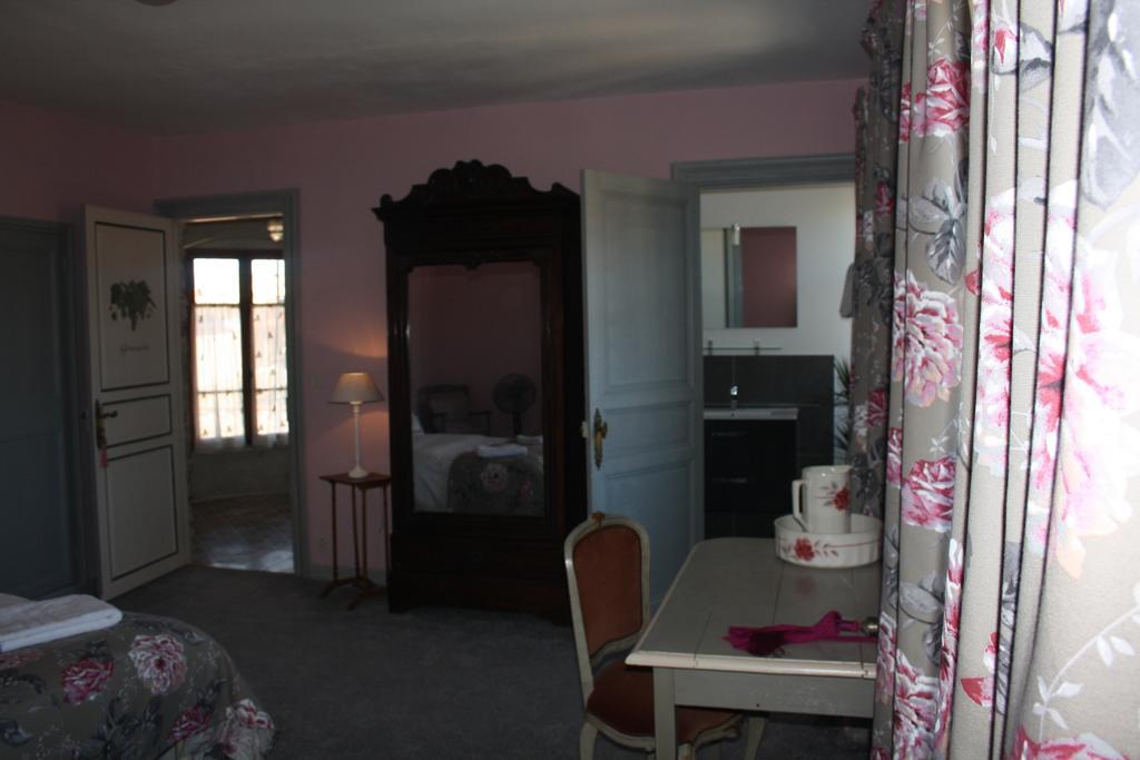 La Montagute Villa Thezan-des-Corbieres Habitación foto